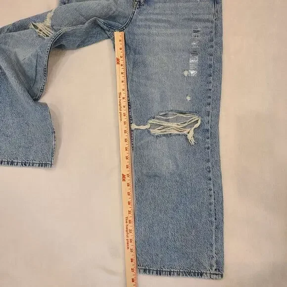 NWT AERO HIGH RISE BAGGY Jeans Light Wash Ripped Distressed Sz 12 Short - Picture 6 of 10